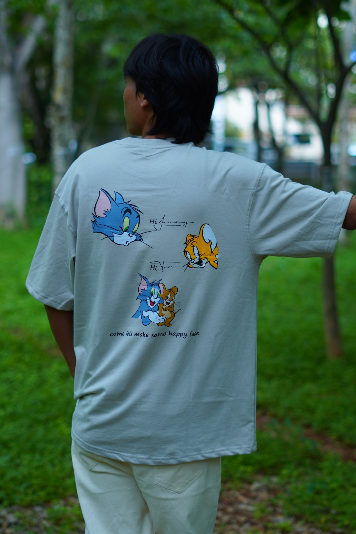 Tom and Jerry graphic print gery ash color men's oversize T-shirt